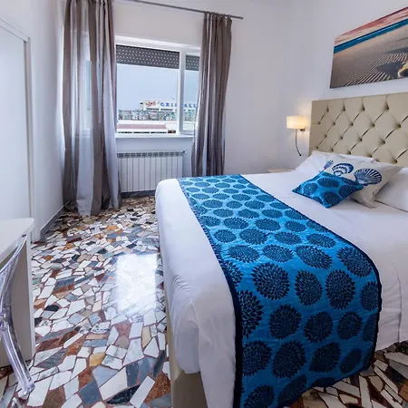 Гостевой дом Al Mare 54 Luxury Лидо-ди-Камайоре